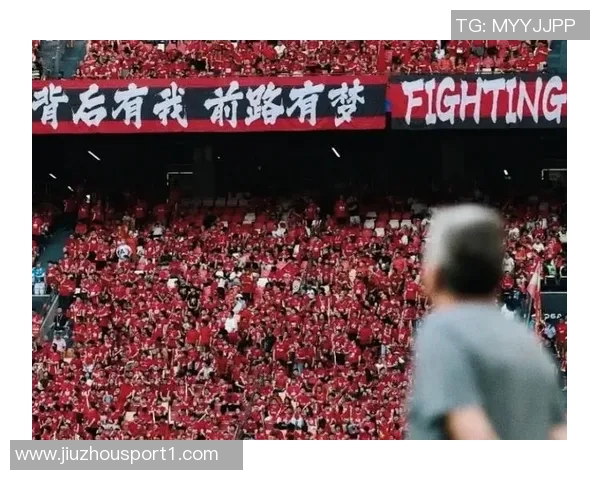 国足新篇章开启两位老帅离场里皮伊万相继告别足球舞台