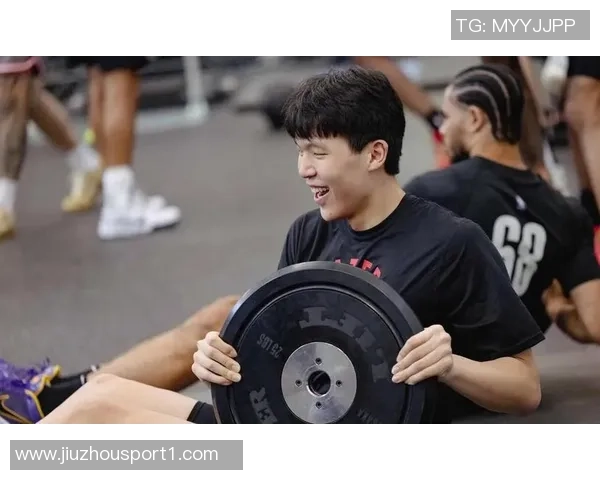 球队重视杨瀚森培养他已不再是短板环节的关键人物 球队重视杨瀚森培养他已不再是短板环节的关键人物