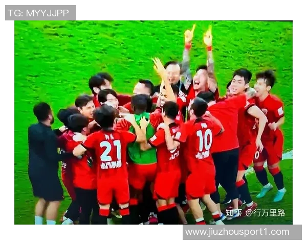 川渝德比再添精彩蓉城官方祝贺铜梁龙冲超成功期待明年中超对决