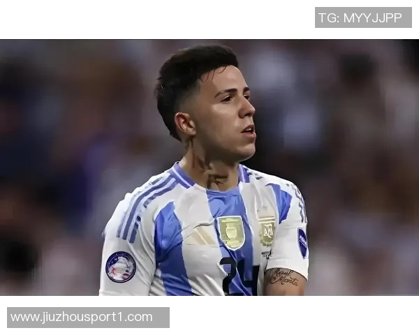 切尔西历史英超进球榜更新兰帕德稳居首位帕尔默跻身前十 切尔西历史英超进球榜更新兰帕德稳居首位帕尔默跻身前十