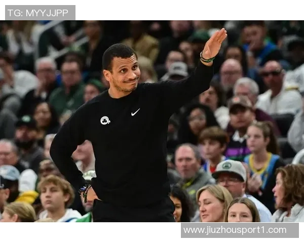 怀特谈马祖拉理念强调多元影响赢球不应以投篮表现自我定义